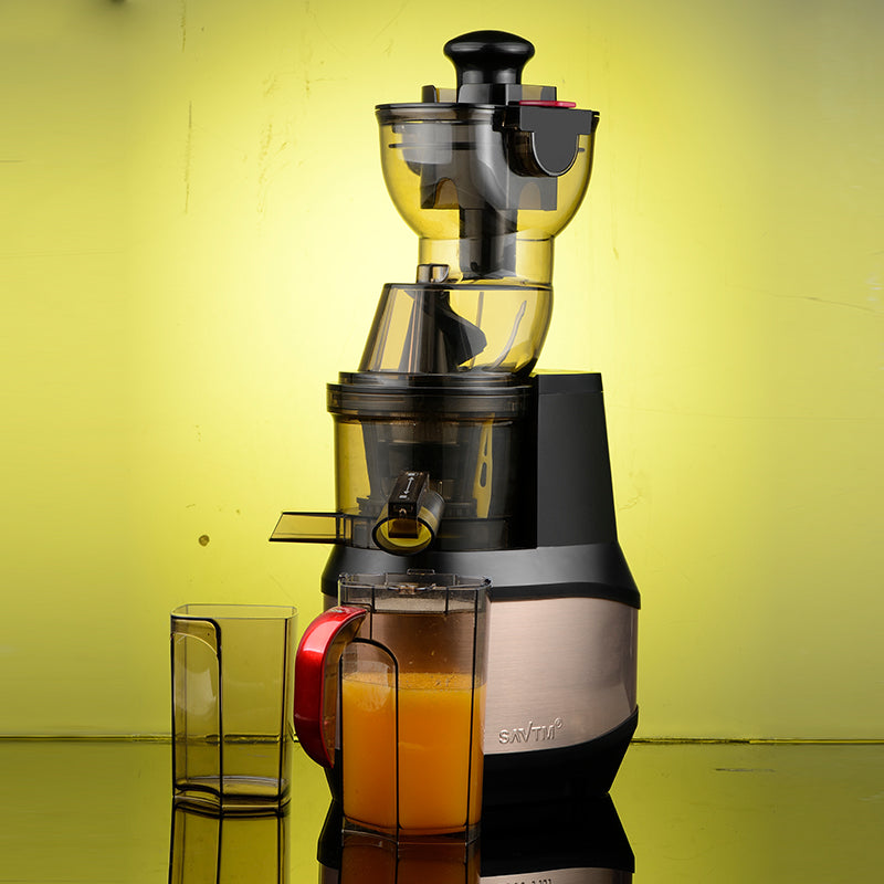 Whole slow masticating juicer